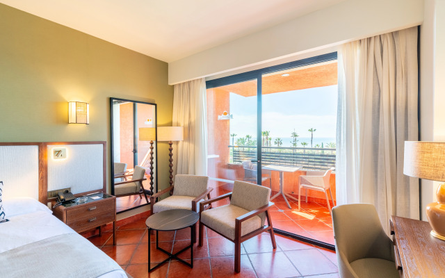 Puerto Antilla Grand Hotel