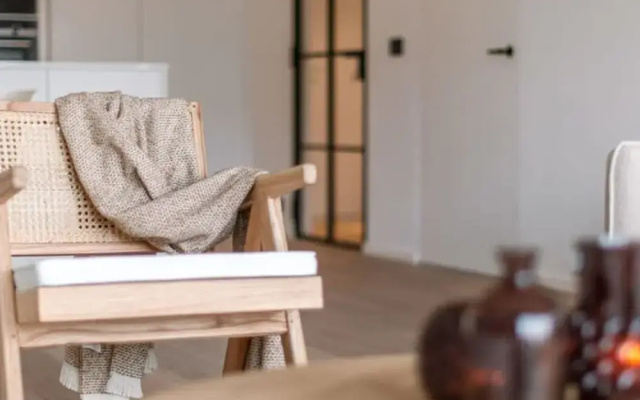 Renovated Apartment With sea View and Parking