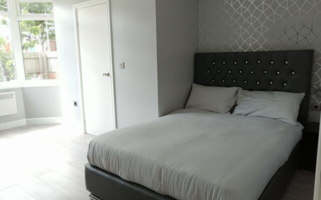 Encore Rooms
