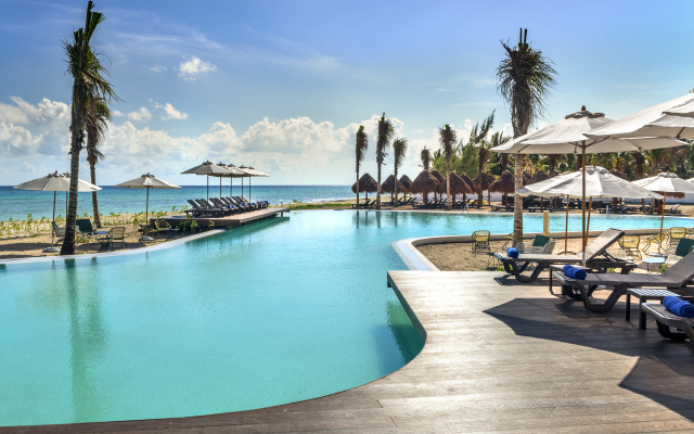 Ocean Riviera Paradise Resort