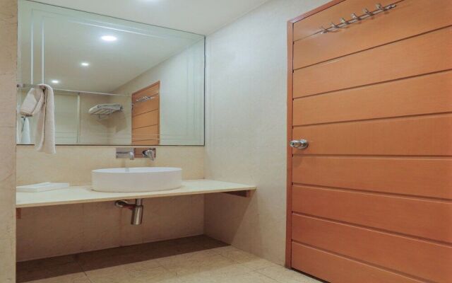 Capital O 26201 Hotel Jagrati Lords Inn