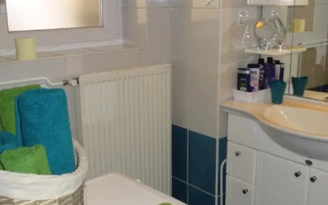 Apartma Nadja with private parking