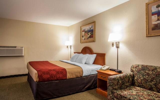 Economy Inn & Suites