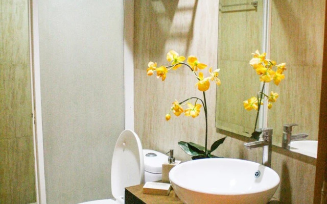 Laiya White Cove Beach Resort