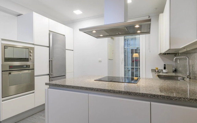 Aliron by Forever Rentals