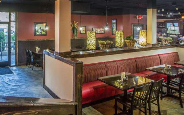 Quality Suites Nashville Airport