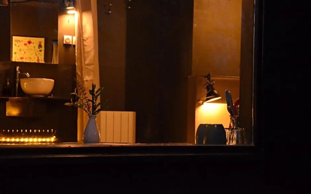 Les Cabanes Des Marais