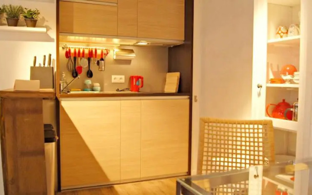 Little Suite - Ernest