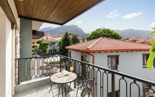 Meydani Suites