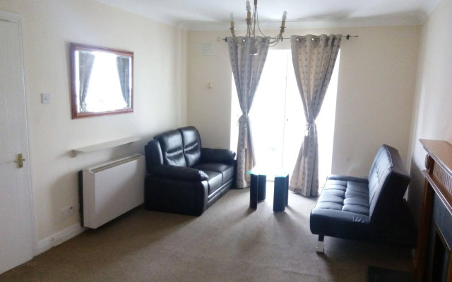 Middle Gardiner Street Apartment