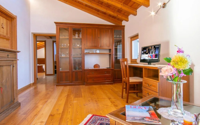 Il Lago Blu Loft With Pool