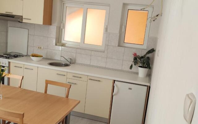 Apartment IV&AN