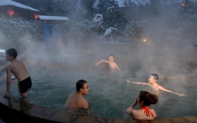 Huasheng Hotel