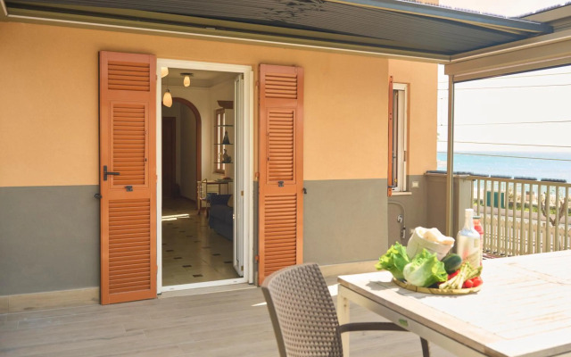 Terrazza sul mare a Pietra Ligure