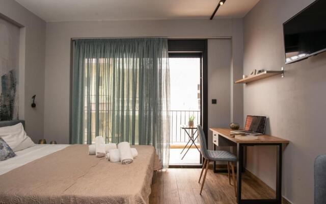 Tzes City Suites