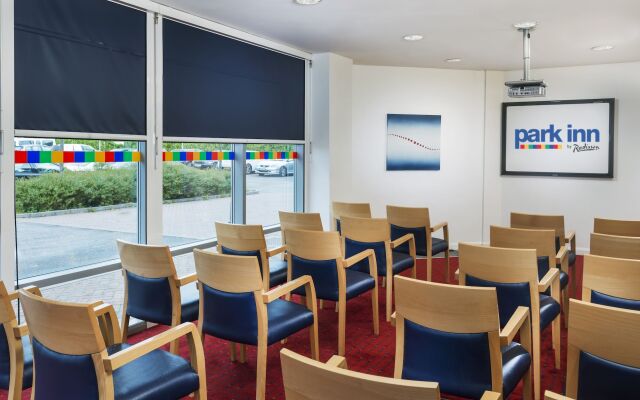 Park Inn by Radisson Birmingham Walsall M6 J9