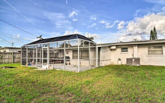 Snowbird Sanctuary w/ Covered Patio in Bradenton