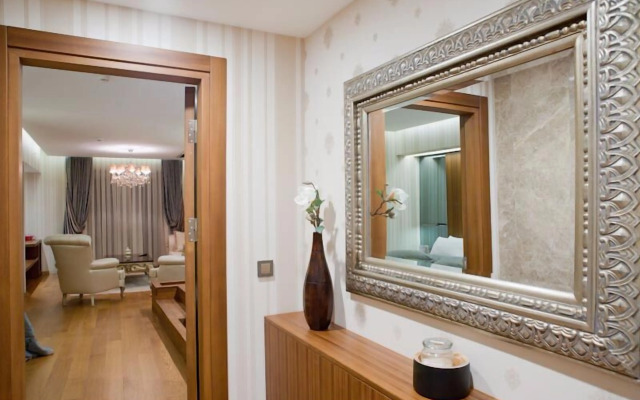 Reyhani Kasri - Special Class