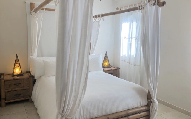 Los Corales Tropical Beach Resort & SPA