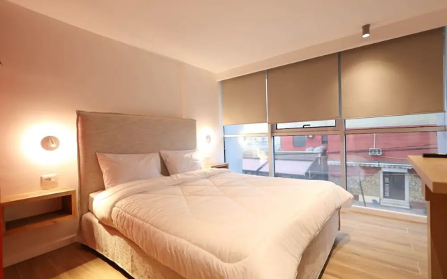 Grandstay Studios 102