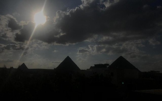 Studio Farida Pyramids View