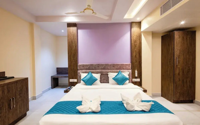 Hotel Serene Palace