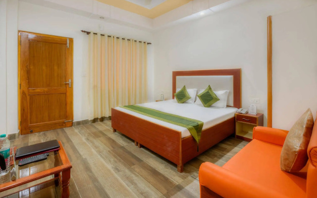 The Lily Hotel