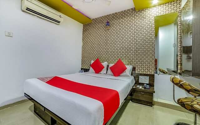 OYO 66982 Hotel Skyway Inn