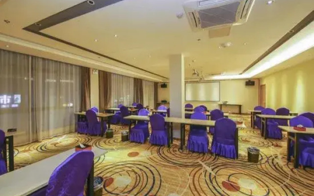 Hongtai Century Hotel
