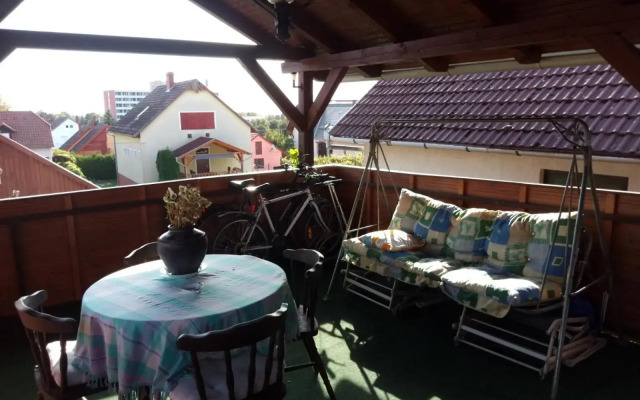 Karos Centrál Apartmanház