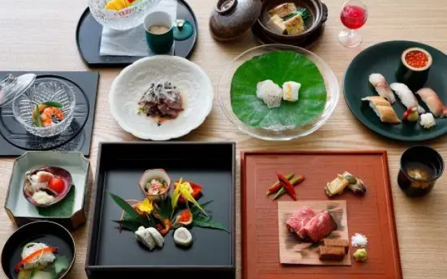The Westin Miyako Kyoto (KASUI-EN)