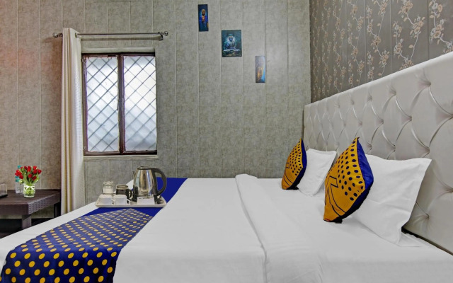 SPOT ON 70204 Hotel Greenview Homestay