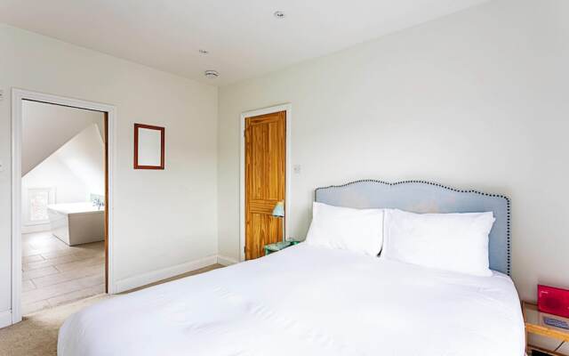 Gorgeous Brixton Garden House