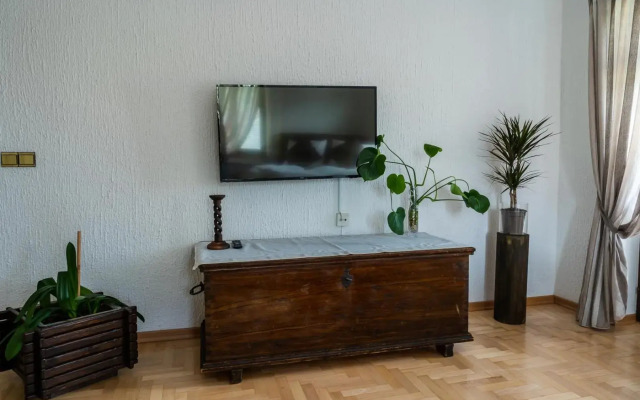 Apartments & Rooms Florjana