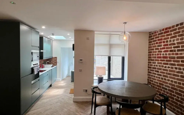 IFSC Townhouse Apartments