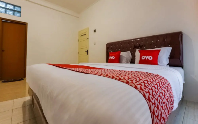 Mine Residence by OYO Rooms