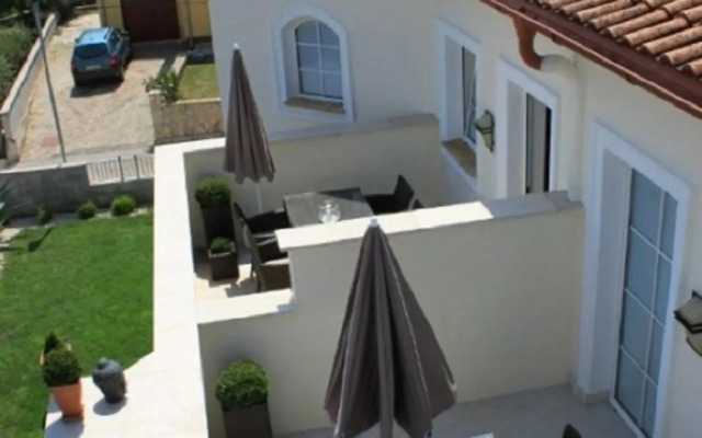 Martin - Modern - A4