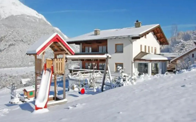Apartment Close to the ski bus