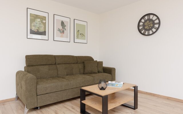 Bonifraterska Apartment by Renters