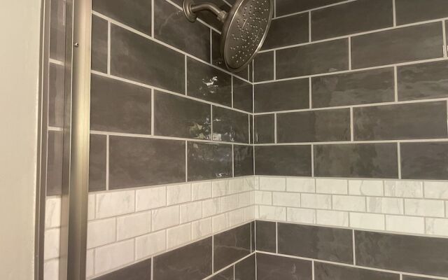 Smoky Mountain Bearadise w Pool.