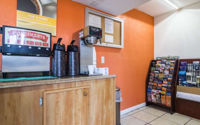 Motel 6 Townsend, GA