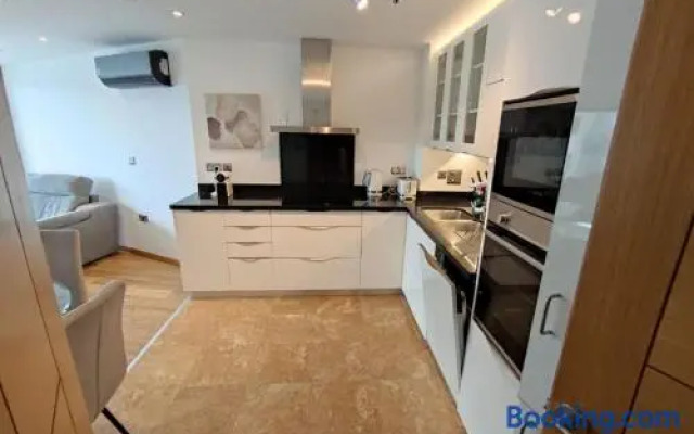 Ocean SPA Suite 05-hosted by Sweetstay