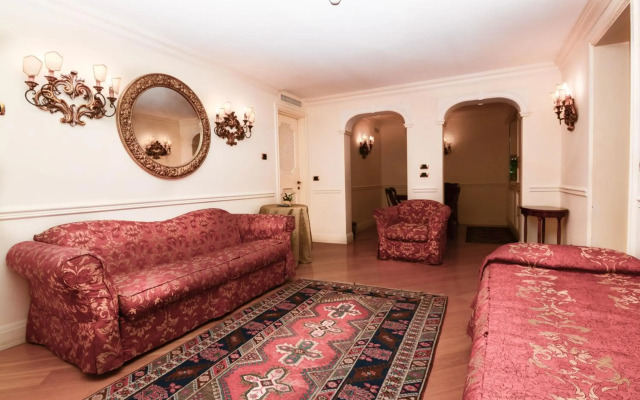Torre dell'Orologio Suites