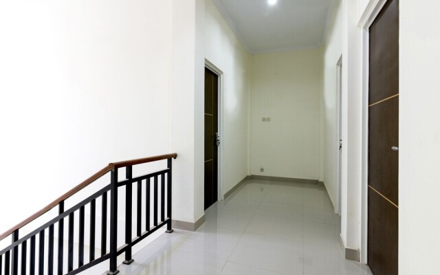 Travel-Inn by OYO Rooms