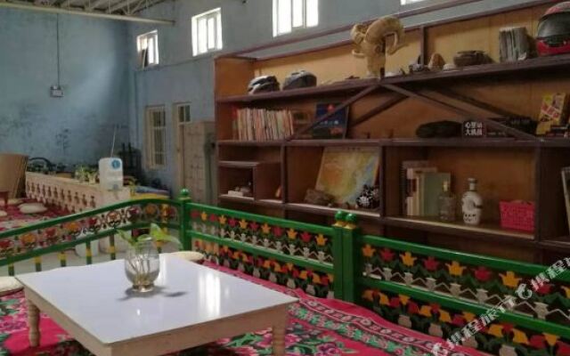 Turpan Whitecamel Youthhostel