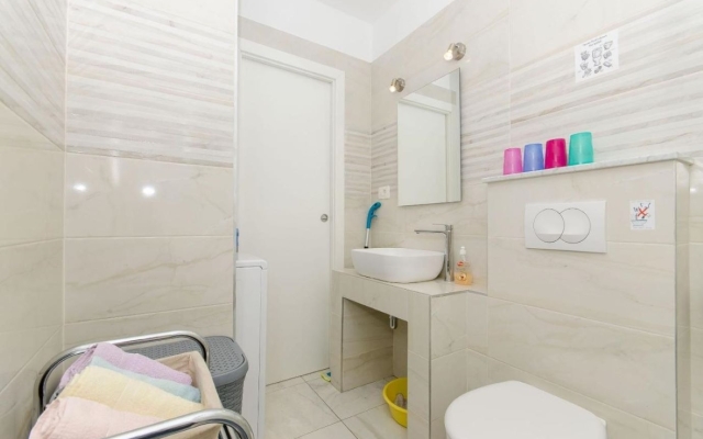 Apartment Lucija  - apartment with Pool: A1 Rogac, Island Solta