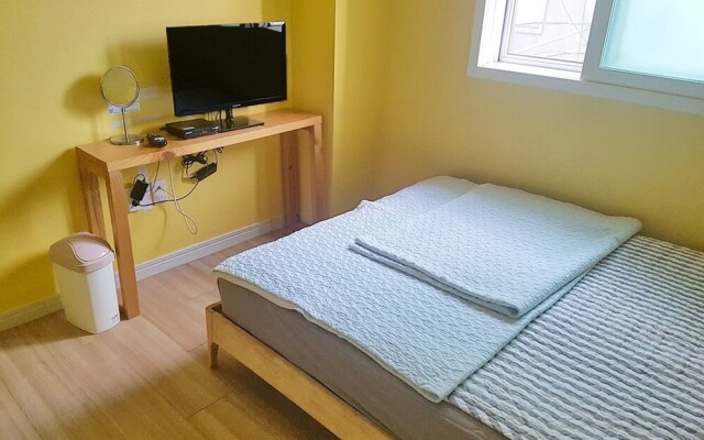 Tongyeong With Guest House