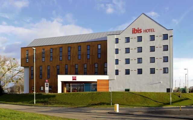 ibis Gloucester