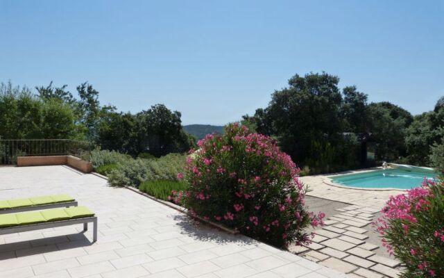 Holiday Home La Garrigue - PUJ100