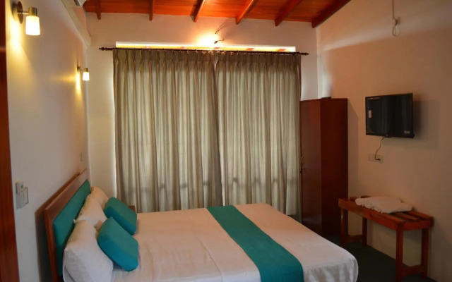 West Inn Colombo